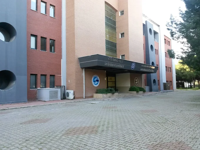 مقایسه دانشگاه اژه با دانشگاههای مشابه ترکیه